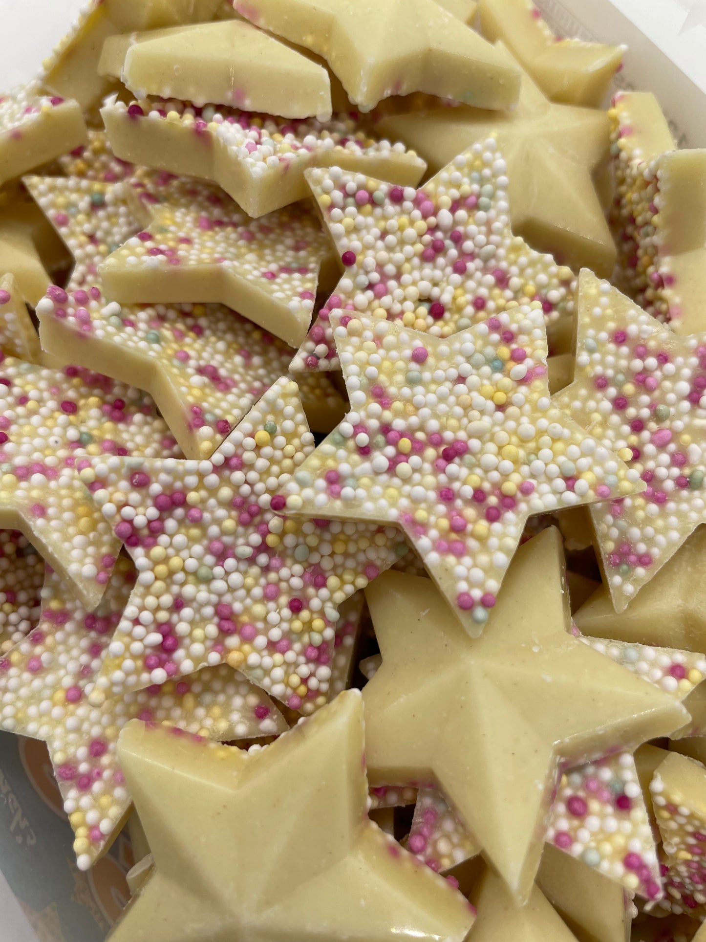 100g White Chocolate Jazzie Stars